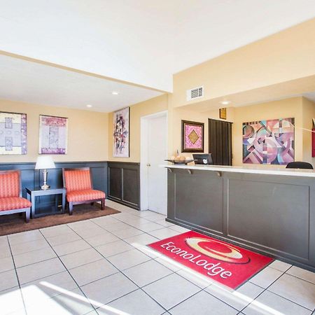 Econo Lodge Inn & Suites Lodi - Wine Country Area Extérieur photo