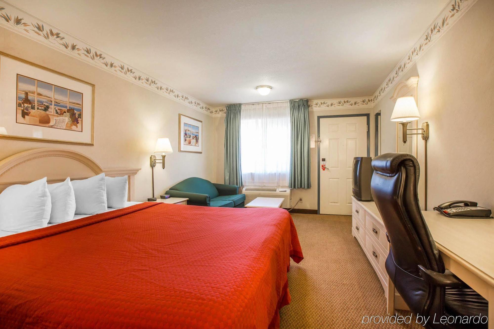 Econo Lodge Inn & Suites Lodi - Wine Country Area Extérieur photo