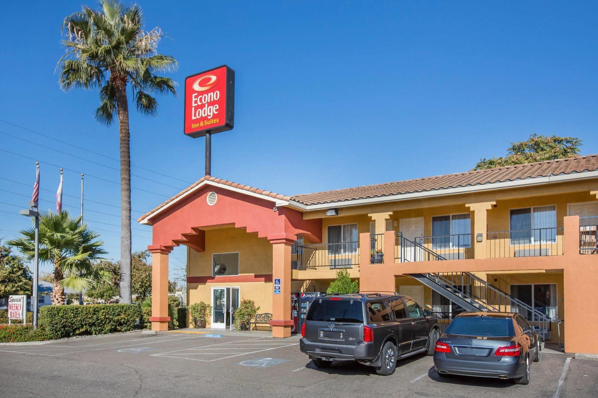 Econo Lodge Inn & Suites Lodi - Wine Country Area Extérieur photo
